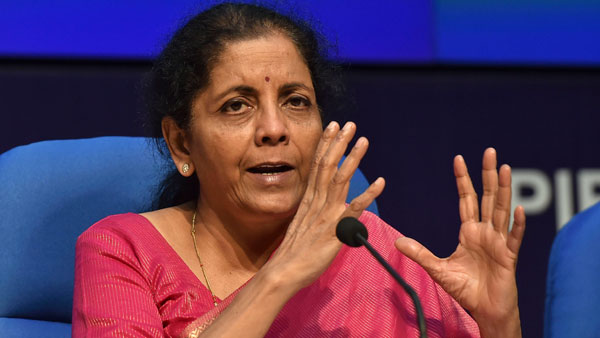 यूनियनों ने दी अनिश्चितकालीन देशव्यापी बैंक हड़ताल की चेतावनी