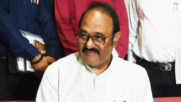मुख्यमंत्री के नेहले पर स्पीकर नर्मदा प्रसाद त्रिपाठी ने चला दहला