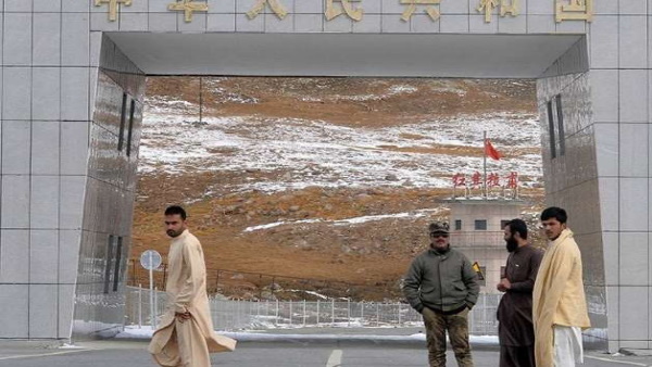 coronavirus Pakistan opens borders with China to supply medical equipment coronavirus Pakistan opens borders with China to supply medical equipment