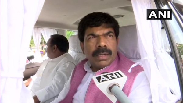 जब फ्लोर टेस्ट के सवाल पर कन्नी काट गए थे कलमानाथ के मंत्री