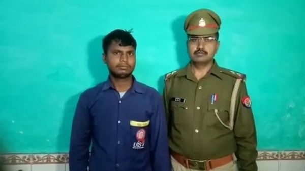 Attendent misbehaved with female passenger in rajdhani train Attendent misbehaved with female passenger in rajdhani train