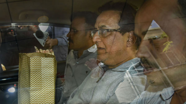 किकबैक के लिए 60 से ज्यादा कंपनियों का खेल !
