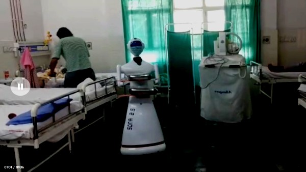 robot robot