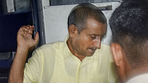 रेप पीड़िता के पिता की बेरहमी से हुई थी हत्या