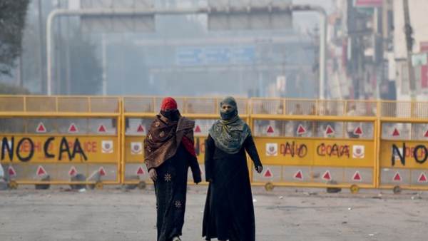 54 FIRs registered, 903 held in connection with North East delhi violence 54 FIRs registered, 903 held in connection with North East delhi violence