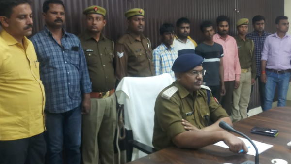 Illegal wine worth 78 lakhs siezed by police Illegal wine worth 78 lakhs siezed by police