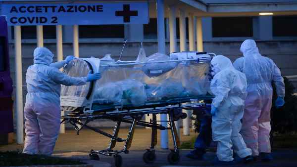 55 year old man passed away at a hospital in Kolkata He was detected COVID 19 positive 55 year old man passed away at a hospital in Kolkata He was detected COVID 19 positive