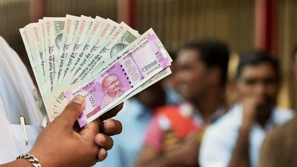 लॉकडाउन में किसी को न हो आर्थिक तंगी