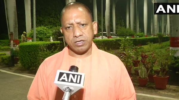 Yogi govt will be delivered vegetables, milk, medicines other essential commodities to your door steps Yogi govt will be delivered vegetables, milk, medicines other essential commodities to your door steps