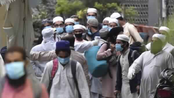 खुद को कर रखा है क्वारंटीन
