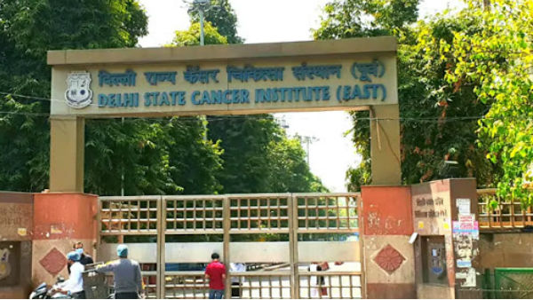 Delhi hospital sealed after 18 staffers test Positive for Coronavirus Delhi hospital sealed after 18 staffers test Positive for Coronavirus