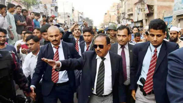 मौलान की जिद के आगे बेबस शाह