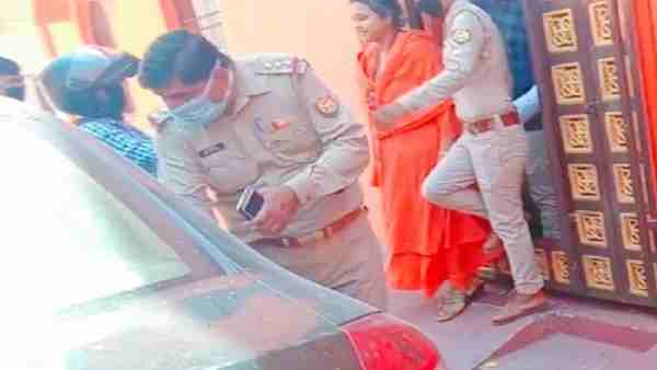 hindu mahasabha pooja shakun pandey arrested for making controversial statement hindu mahasabha pooja shakun pandey arrested for making controversial statement