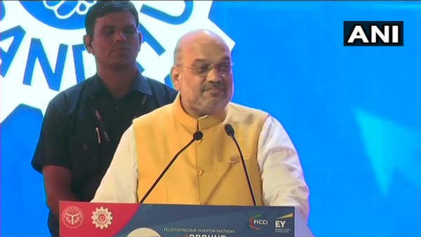 गृहमंत्री अमित शाह ने किया कश्मीर में नए डोमिसाइल नियम का ऐलान, जानिए कौन होगा निवासी गृहमंत्री अमित शाह ने किया कश्मीर में नए डोमिसाइल नियम का ऐलान, जानिए कौन होगा निवासी