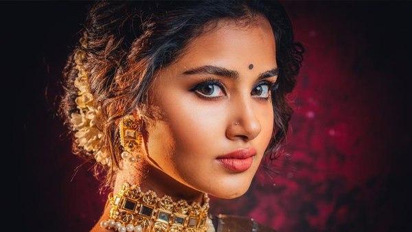 फेसबुक पर अनुपमा ने लिखी ये बातें
