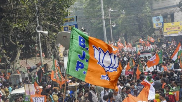 बीजेपी नेता के खिलाफ केस दर्ज