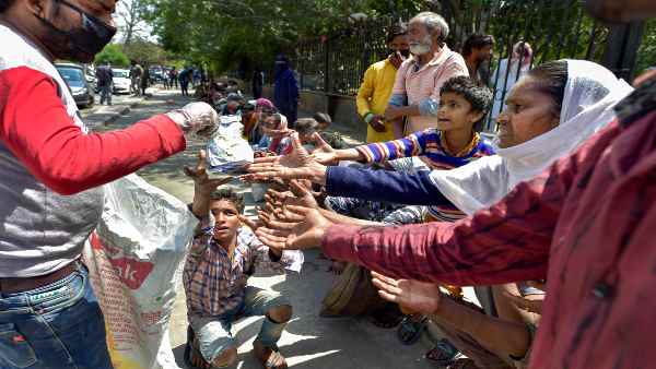 'चारों तरफ अंधेरा है....'
