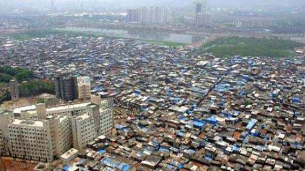धारावी कीघनी बस्तियों में से एक वर्ली Covid19 से बुरी तरह से प्रभावित है
