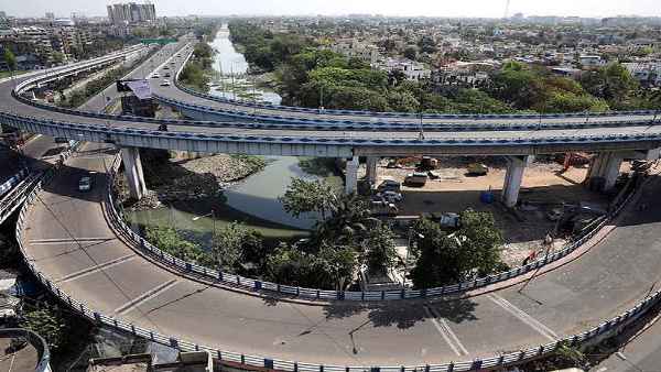 स्ट्रेटजी क्या हो इसके लिए विशेषज्ञों से ली गई सलाह