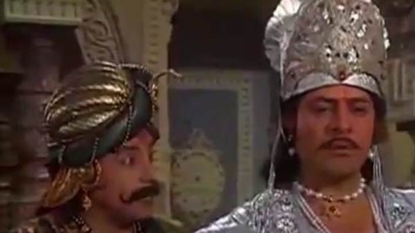 कई फिल्मों में भी किया है काम