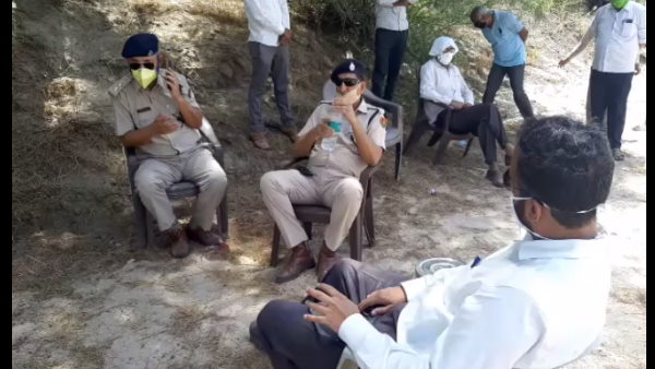 पुलिस ने संज्ञान लेकर किया खुलासा