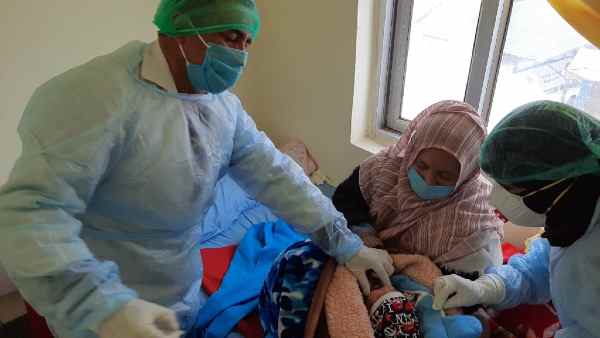 अस्पताल कर्मचारियों में खुशी की लहर