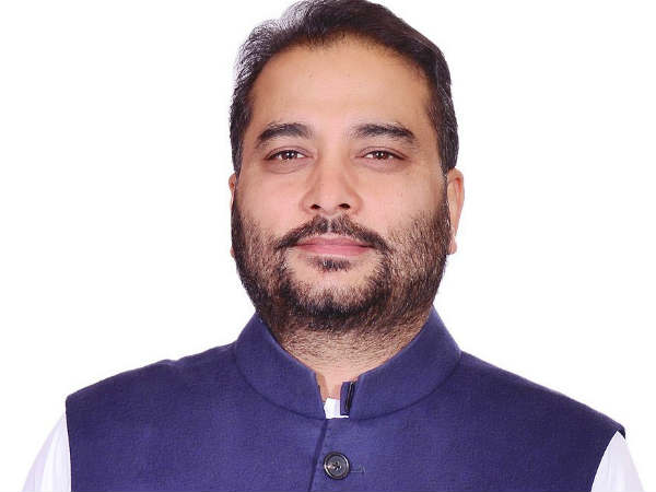 Coronavirus से लड़ाई के लिए कांग्रेस विधायक ने किया पूरे कार्यकाल का वेतन देने का ऐलान Coronavirus से लड़ाई के लिए कांग्रेस विधायक ने किया पूरे कार्यकाल का वेतन देने का ऐलान