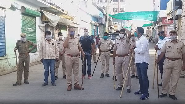 संबंधित अधिकारियों को निर्देश