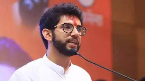 आदित्य ठाकरे की तारीफ की