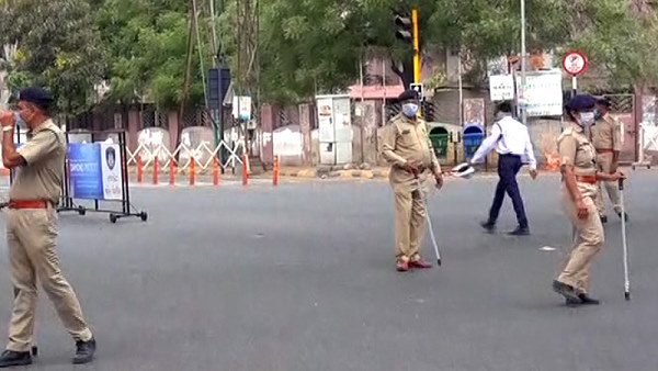 पुलिसकर्मी की मौत पर 25 लाख मुआवजे का ऐलान