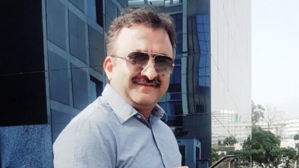इटली से लौटे थे रोहित दत्ता