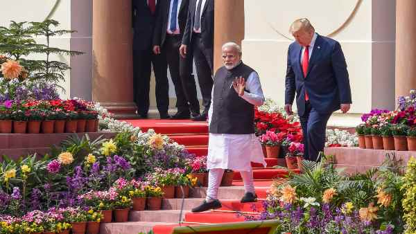 सिर्फ 13 अमेरिकी हैंडल को फॉलो कर रहा है व्हाइट हाउस