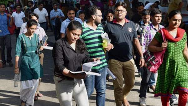 JEE Mains and NEET Date expected to be announced on 5 May JEE Mains and NEET Date expected to be announced on 5 May