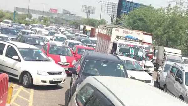 Lockdown 4 first day big Jam At Delhi Noida Border dnd Lockdown 4 first day big Jam At Delhi Noida Border dnd