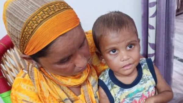 प्रेमी के कहने पर बेटे पर फेंका तेजाब