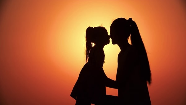 Mothers Day 2020: हमनें अपनी मां को क्या दिया है! Mothers Day 2020: हमनें अपनी मां को क्या दिया है!