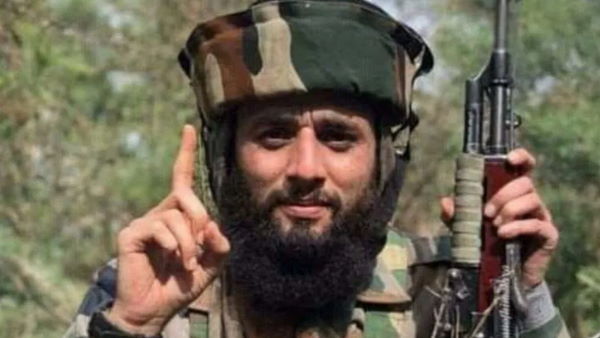 Hizbul commander & son of Hurriyat chairman Junaid Ashraf killed in Srinagar jammu kashmir Hizbul commander & son of Hurriyat chairman Junaid Ashraf killed in Srinagar jammu kashmir
