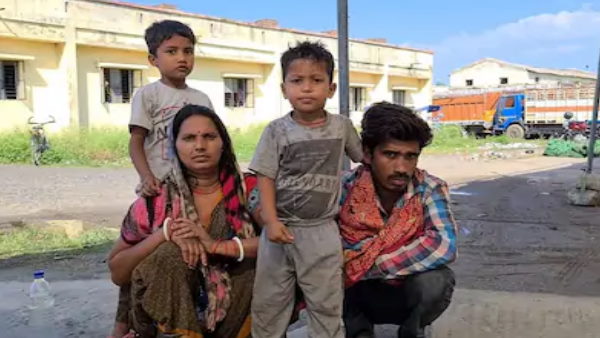 4-year-old boy reached Gopalganj on foot 964 km from Jaipur in Corona crisis 4-year-old boy reached Gopalganj on foot 964 km from Jaipur in Corona crisis
