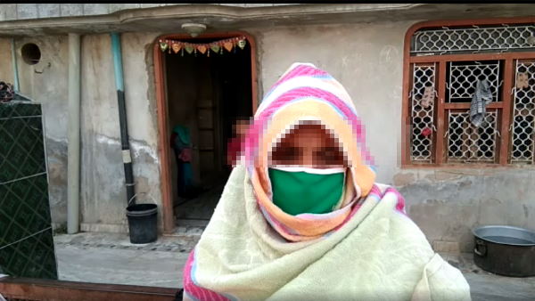 यहां की रहने वाली बार बालाएं