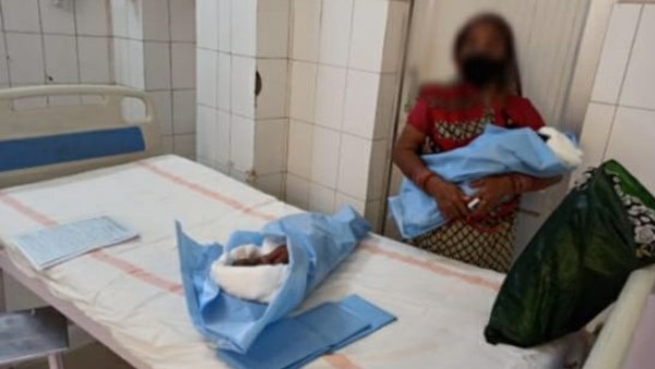 woman gave birth on road in agra woman gave birth on road in agra