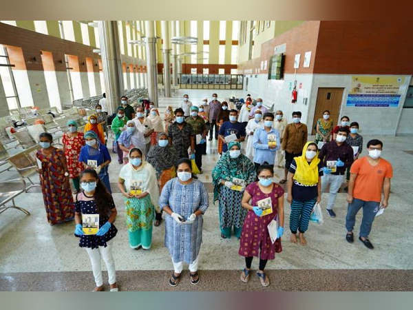 COVID-19 Gujarat live: Coronavirus positive cases in the state now 8542, deaths toll 512 COVID-19 Gujarat live: Coronavirus positive cases in the state now 8542, deaths toll 512