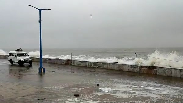 cyclone cyclone