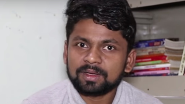 पटना कॉलेज से किया स्नातक