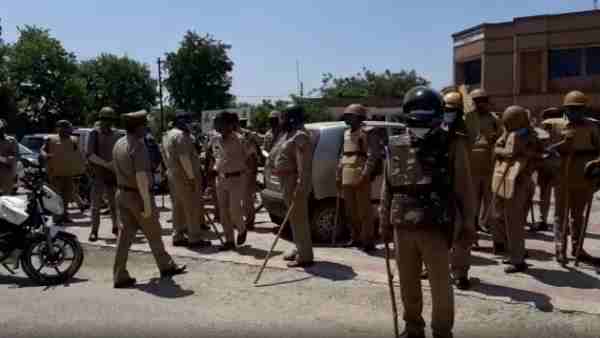 attack on gram pradhan at home in baghpat one shot dead attack on gram pradhan at home in baghpat one shot dead