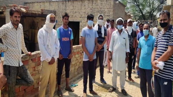 हिंदू तौर तरीके से जीते हैं जीवन