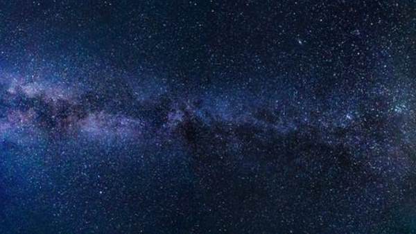 नंगी आंखों से भी देखा जा सकता है