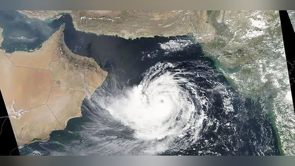 समुद्र में स्थिति बिगड़ने की संभावना