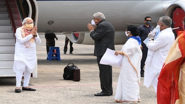 अम्फान से पश्चिम बंगाल में तबाही, पीएम ने किया दौरा