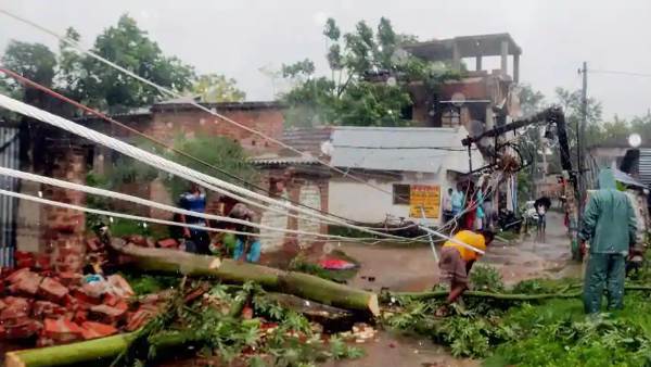 आज शाम तक मोबाइल नेटवर्क आने की उम्मीद