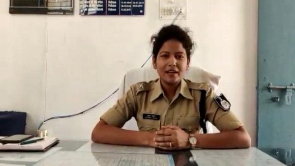सायरन बजते ही आ जाते हैं बच्चे
